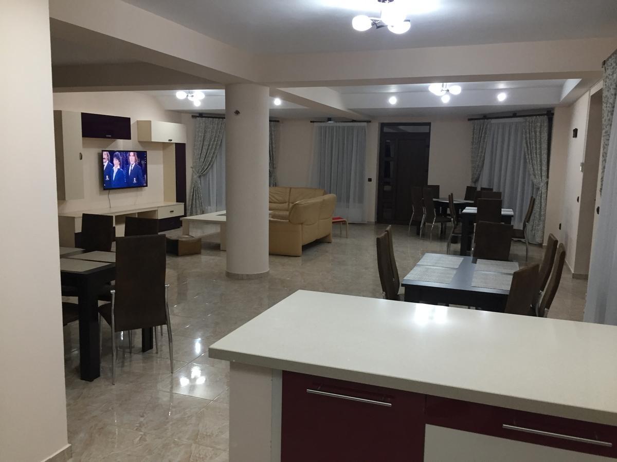 Pensiunea Granada 코바스나 외부 사진