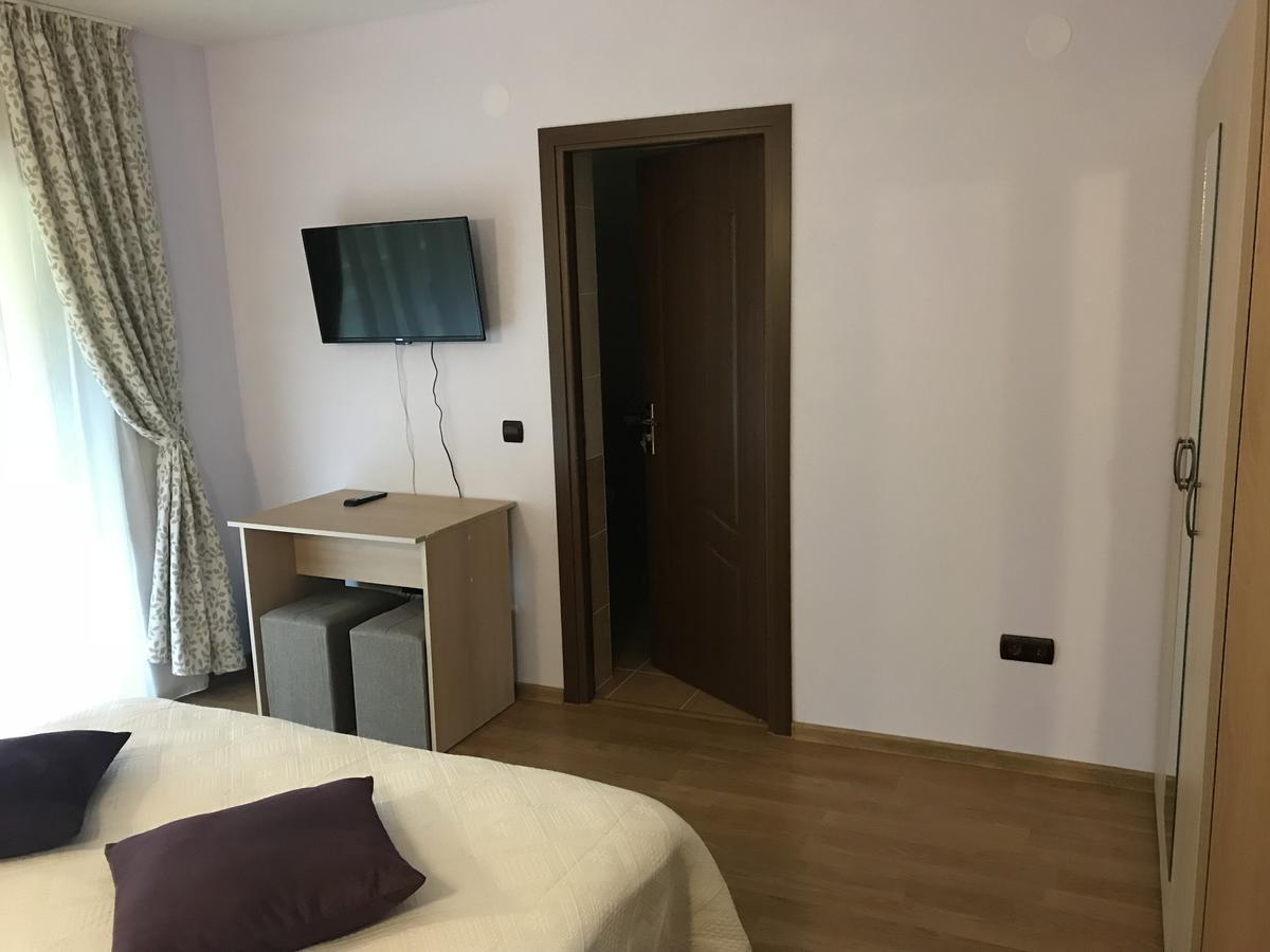 Pensiunea Granada 코바스나 외부 사진