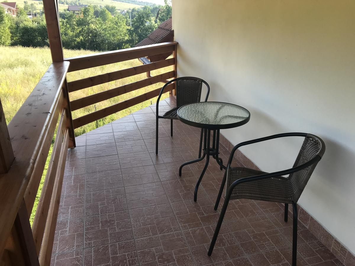 Pensiunea Granada 코바스나 외부 사진